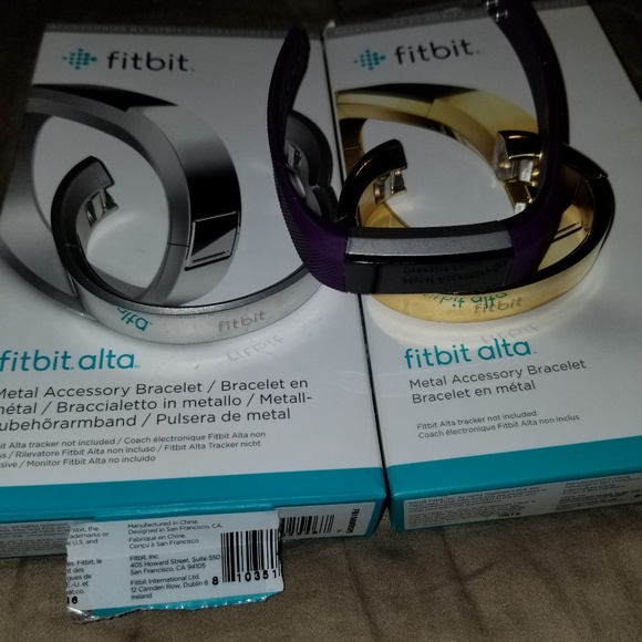 Fitbit Alta Fitness Tracker - Picture 1 of 2